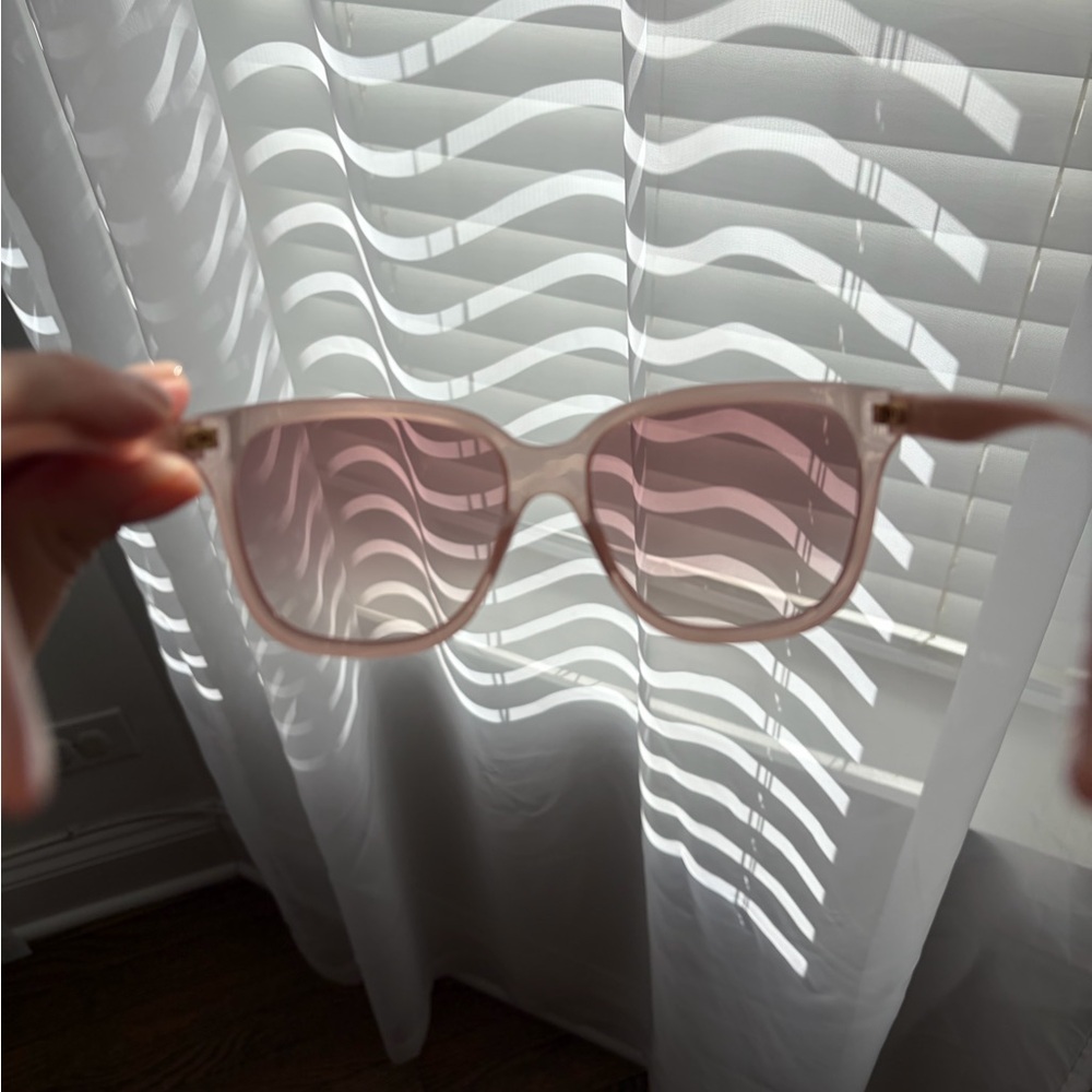 Gucci Blush Sunglasses - Picture 8 of 8